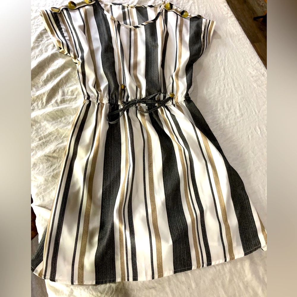 Junior dress
